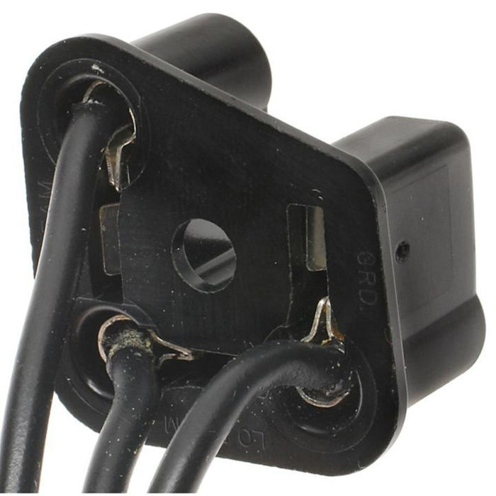 PT92 BWD Headlight Connector
